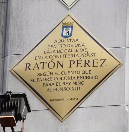 Placa Conmemorativa al Ratón Pérez en Madrid