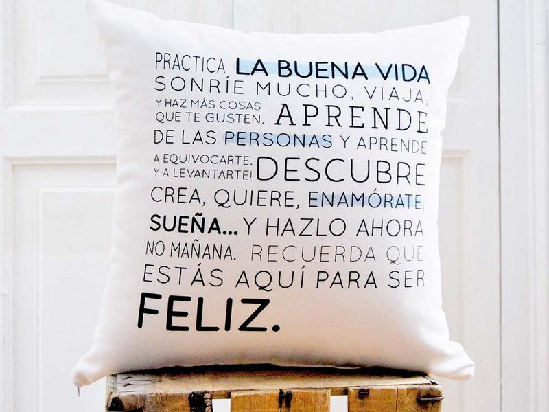 telas divinas-cojines con mensaje-cojines