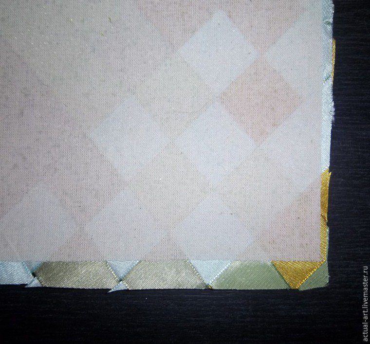 cómo hacer tejido con cintas decorativas