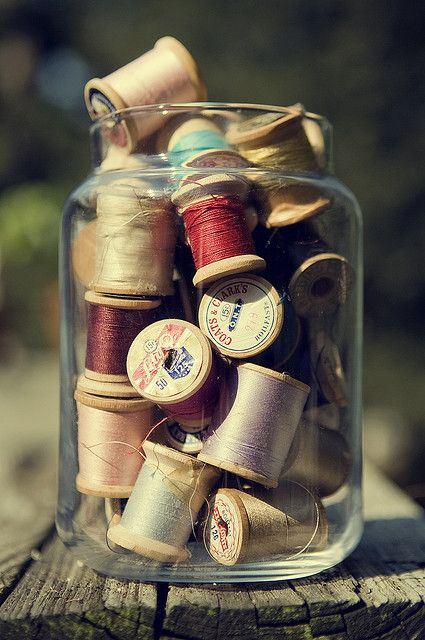 telas divinas-decorar con carretes de hilos-14