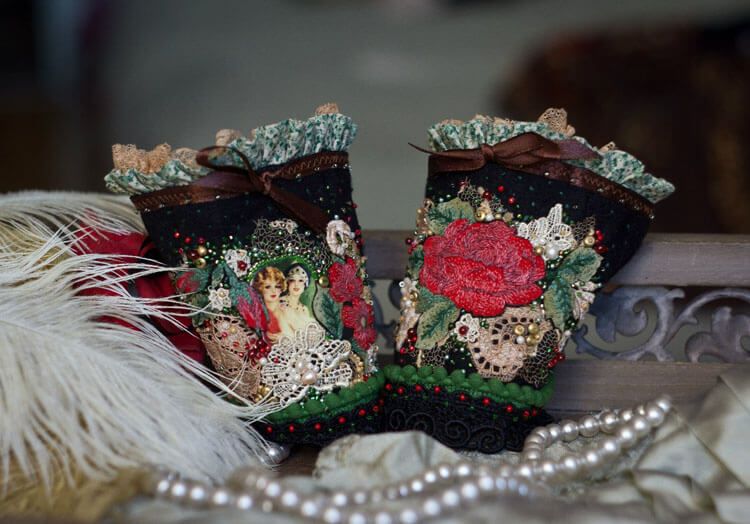 puños bordados