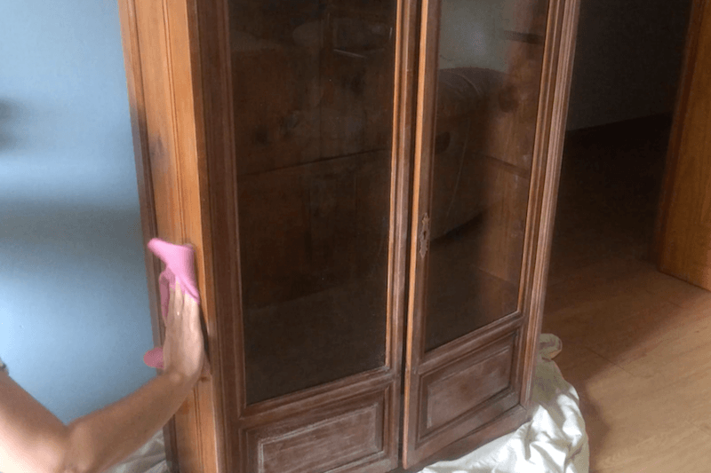 tela estampada para restaurar viejo mueble