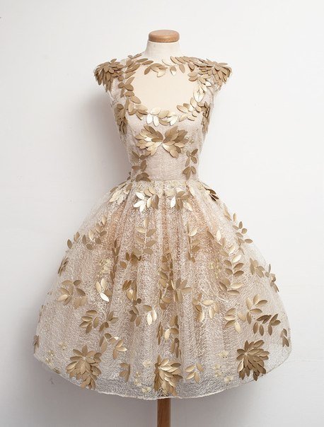 vestidos de vuelo con tela de encaje