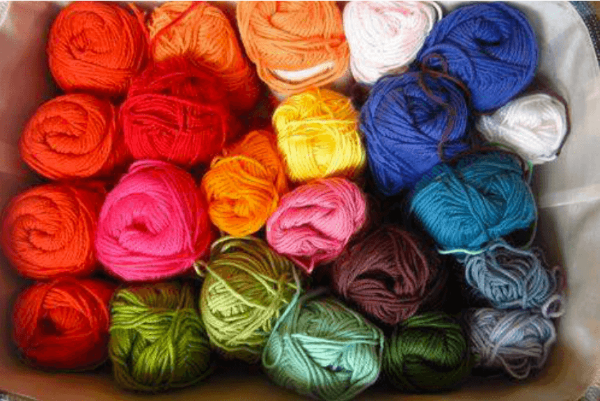lanas de colores para hacer crochet